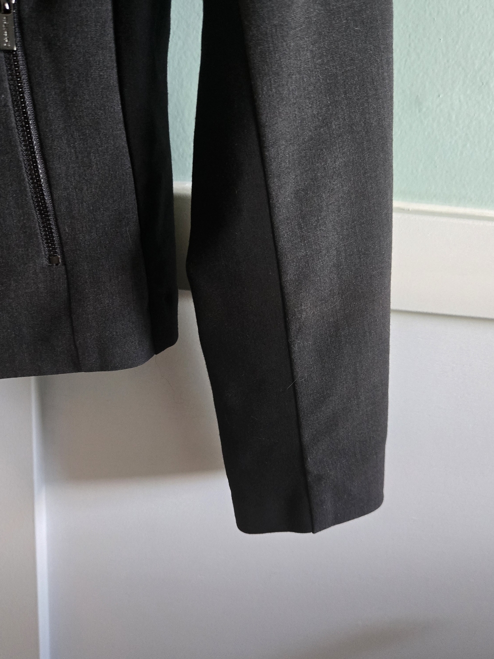 Calvin Klein Invisible Fit Solutions Blazer Zip-Front Side Panel Dark Gray Sz 6 - Picture 11 of 14